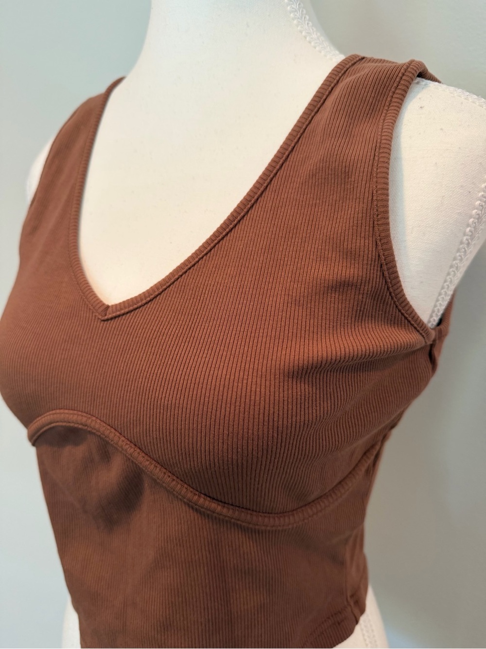 Brown Ribbed V-Neck Tank - Picture 3 of 4
